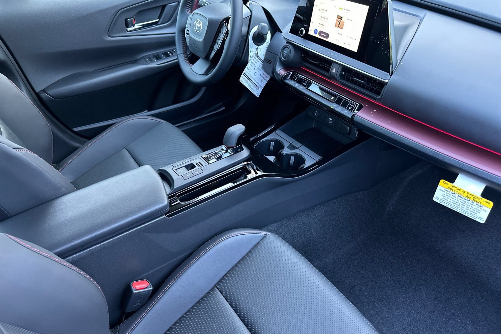 New 2026 Toyota Prius Plug-In Hybrid FWD image 18