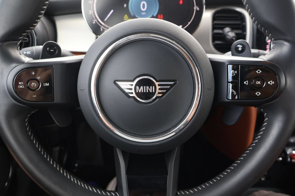 Used 2024 MINI Cooper S FWD image 19