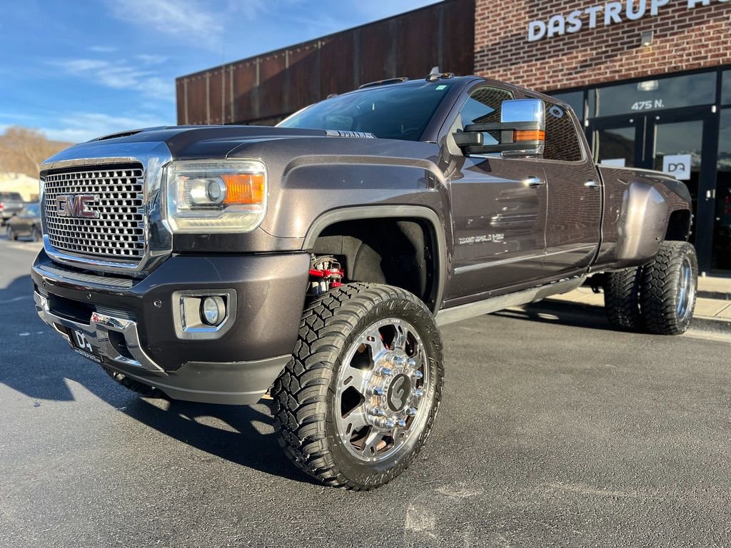 Used 2015 GMC Sierra 3500 Denali w/ Duramax Plus Package AWD/4WD image 8