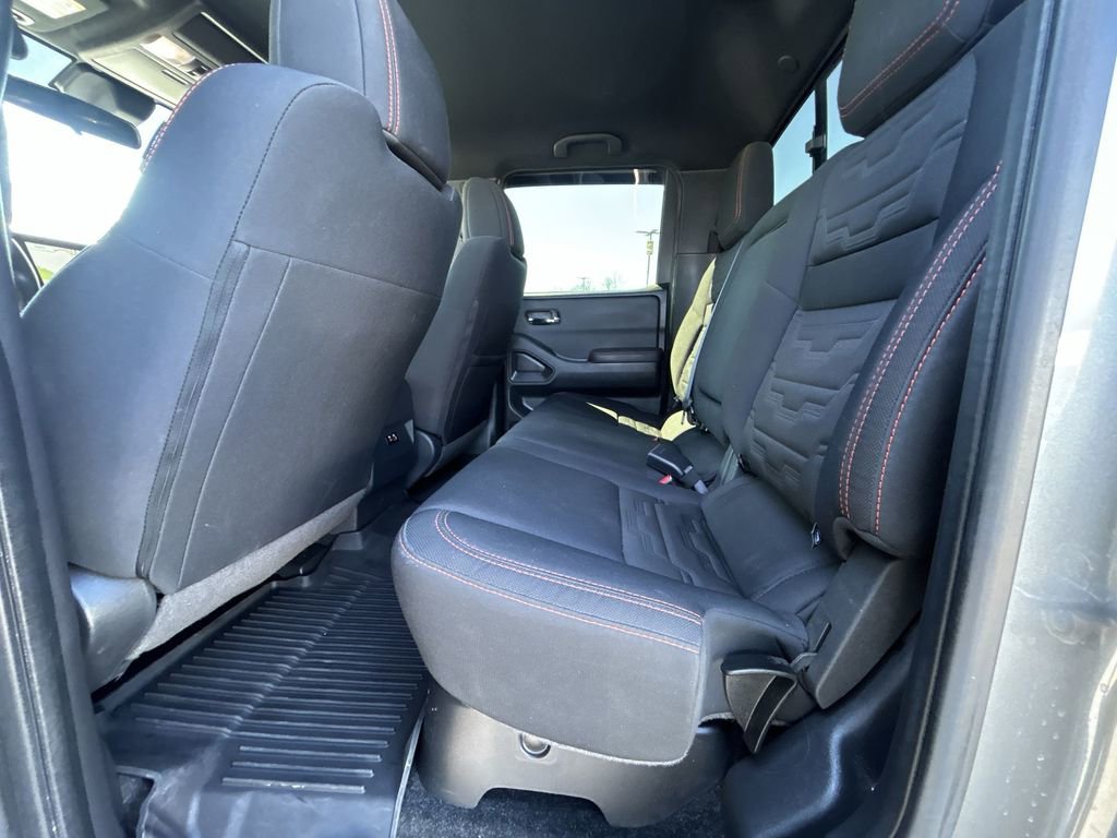 Used 2024 Nissan Frontier PRO-4X w/ Off-Road Protection Package image 28