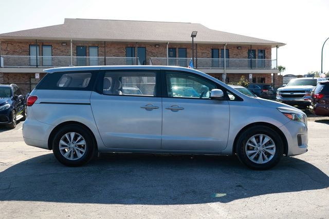 Used 2018 Kia Sedona L image 15