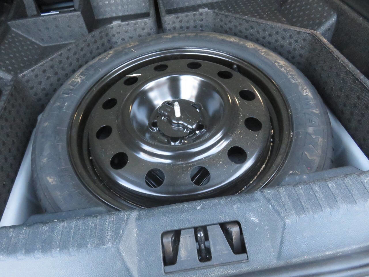 Used 2019 Ford Edge SEL w/ Equipment Group 201A image 26