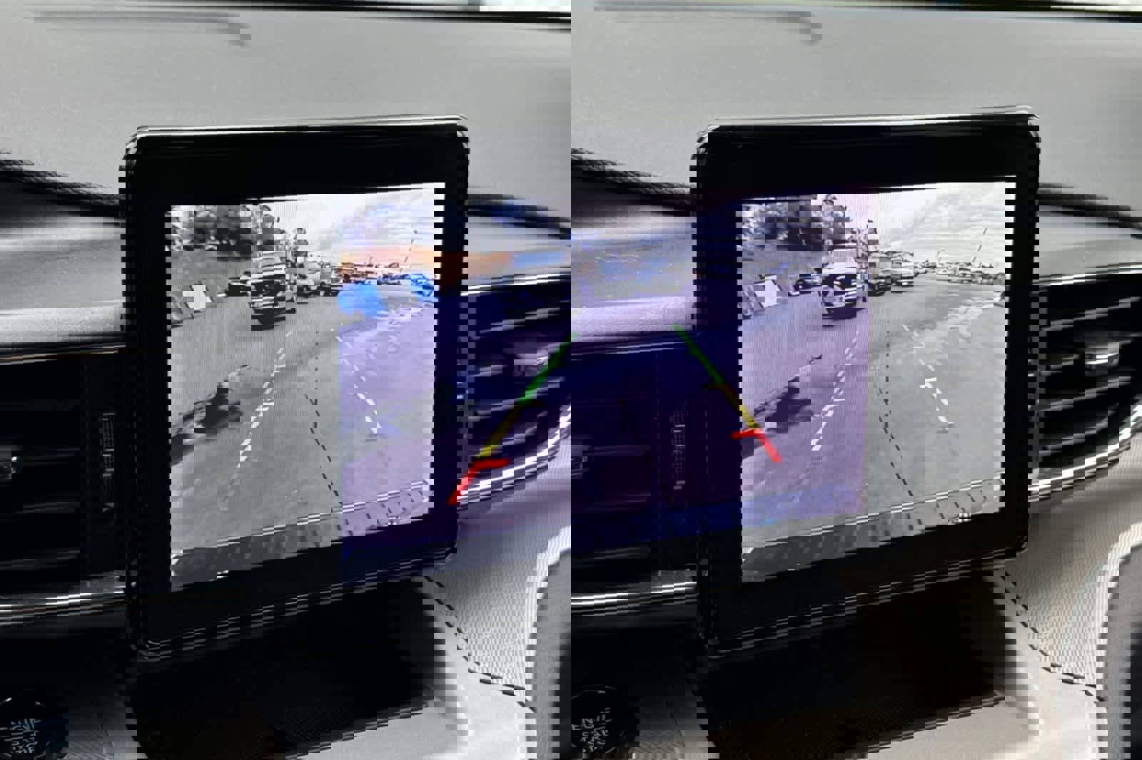 Used 2023 Ford Explorer XLT w/ Equipment Group 202A image 21