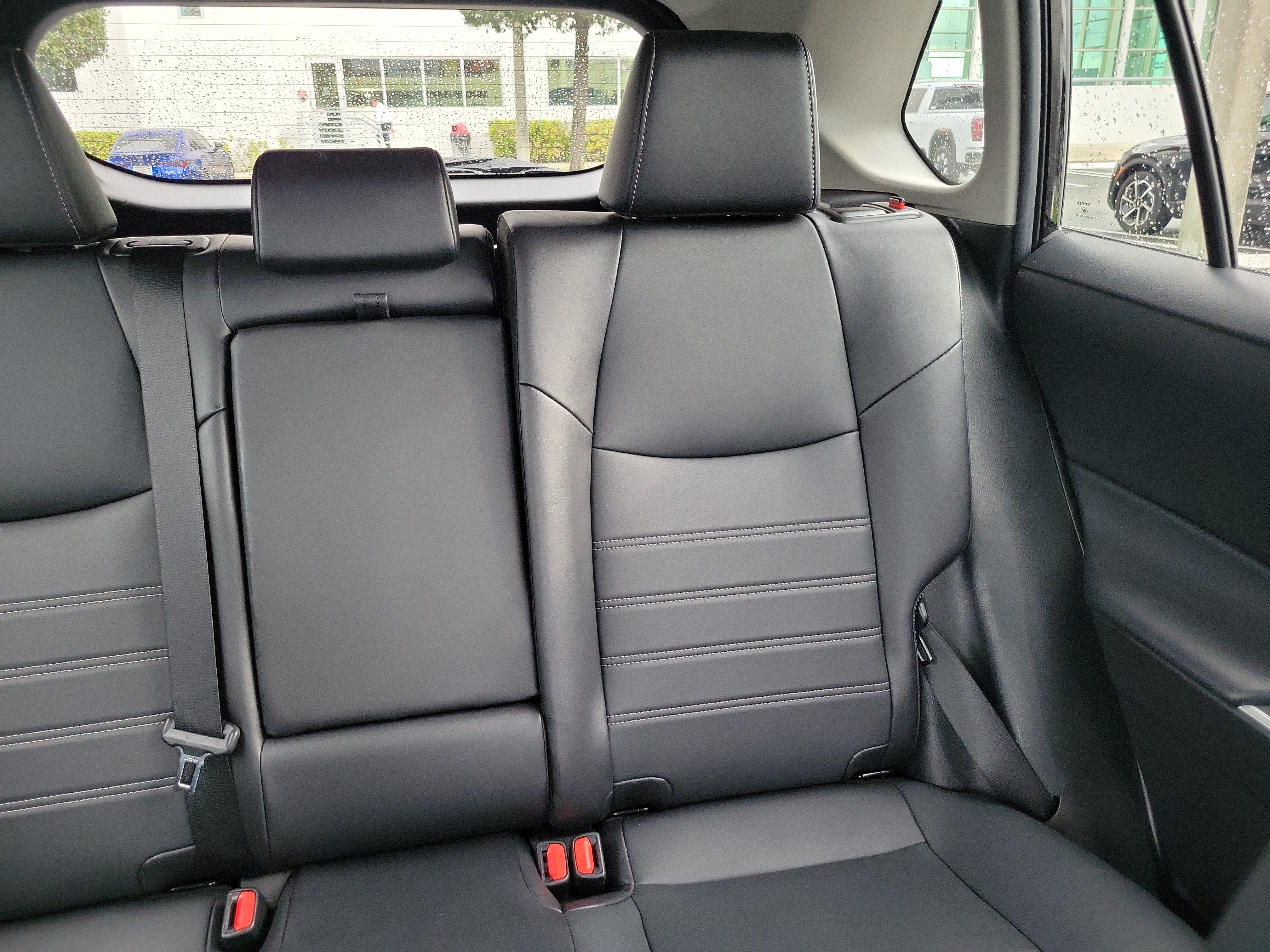 Used 2023 Toyota RAV4 XLE Premium FWD image 22