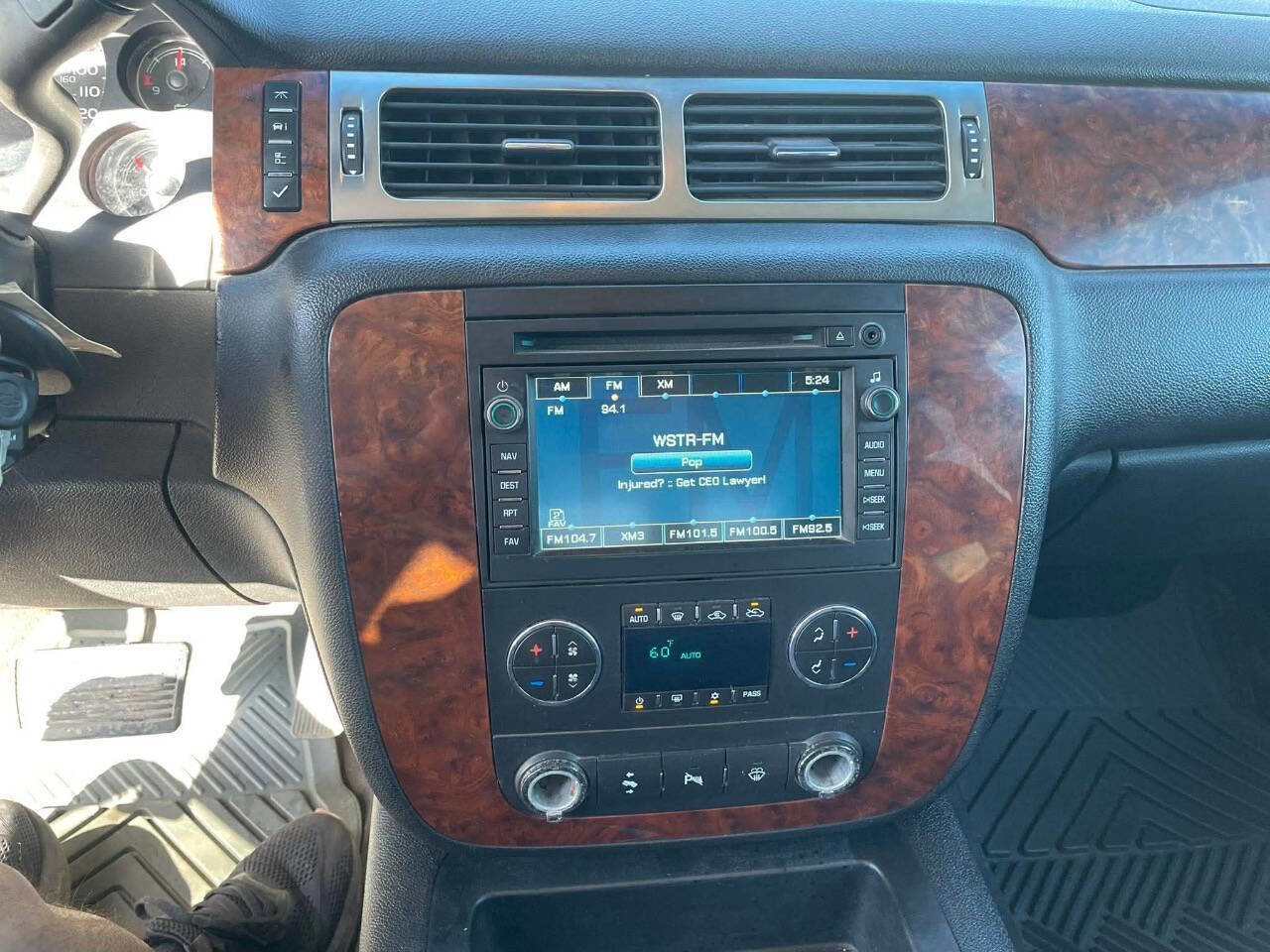 Used 2007 Chevrolet Silverado 2500 LTZ w/ Safety Package AWD/4WD image 26
