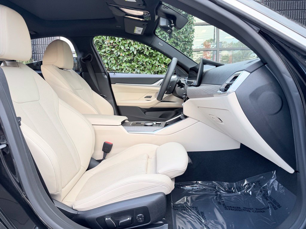 Used 2025 BMW i4 eDrive40 RWD image 33