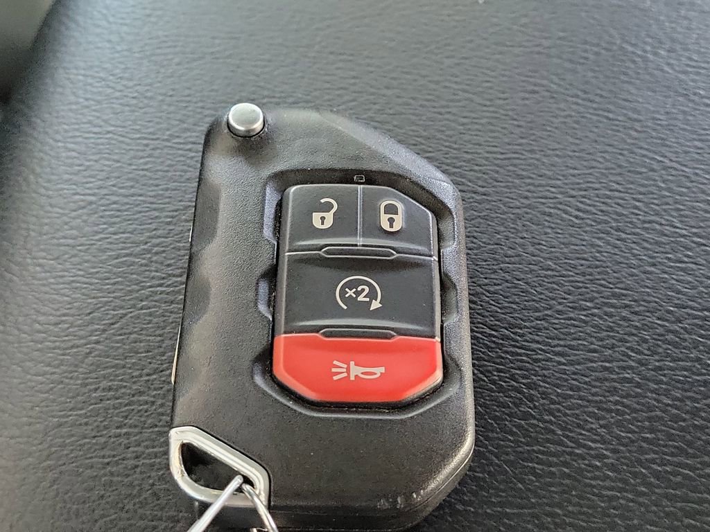 Used 2021 Jeep Wrangler Unlimited Rubicon 4xe w/ Steel Bumper Group image 26