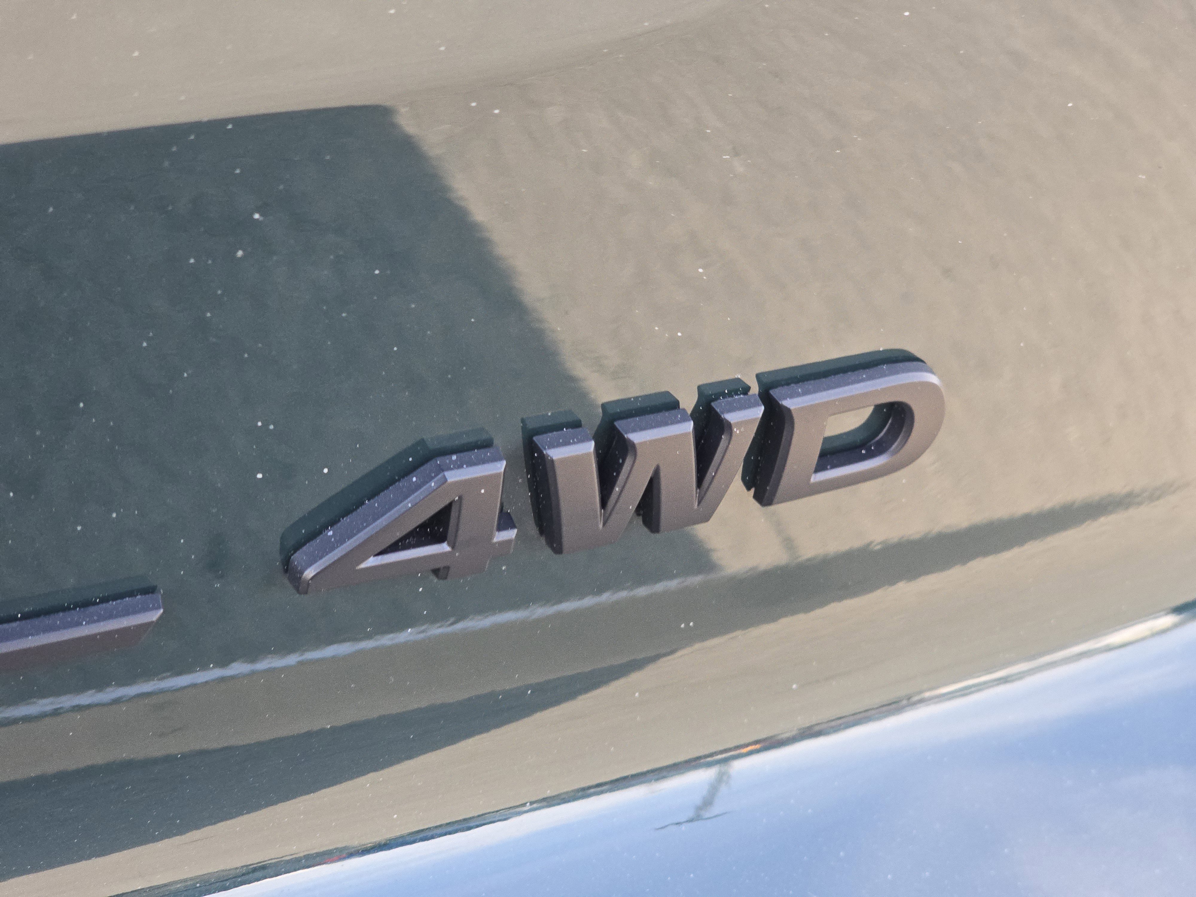 Used 2023 Nissan Pathfinder SL w/ Black Appearance Package image 12