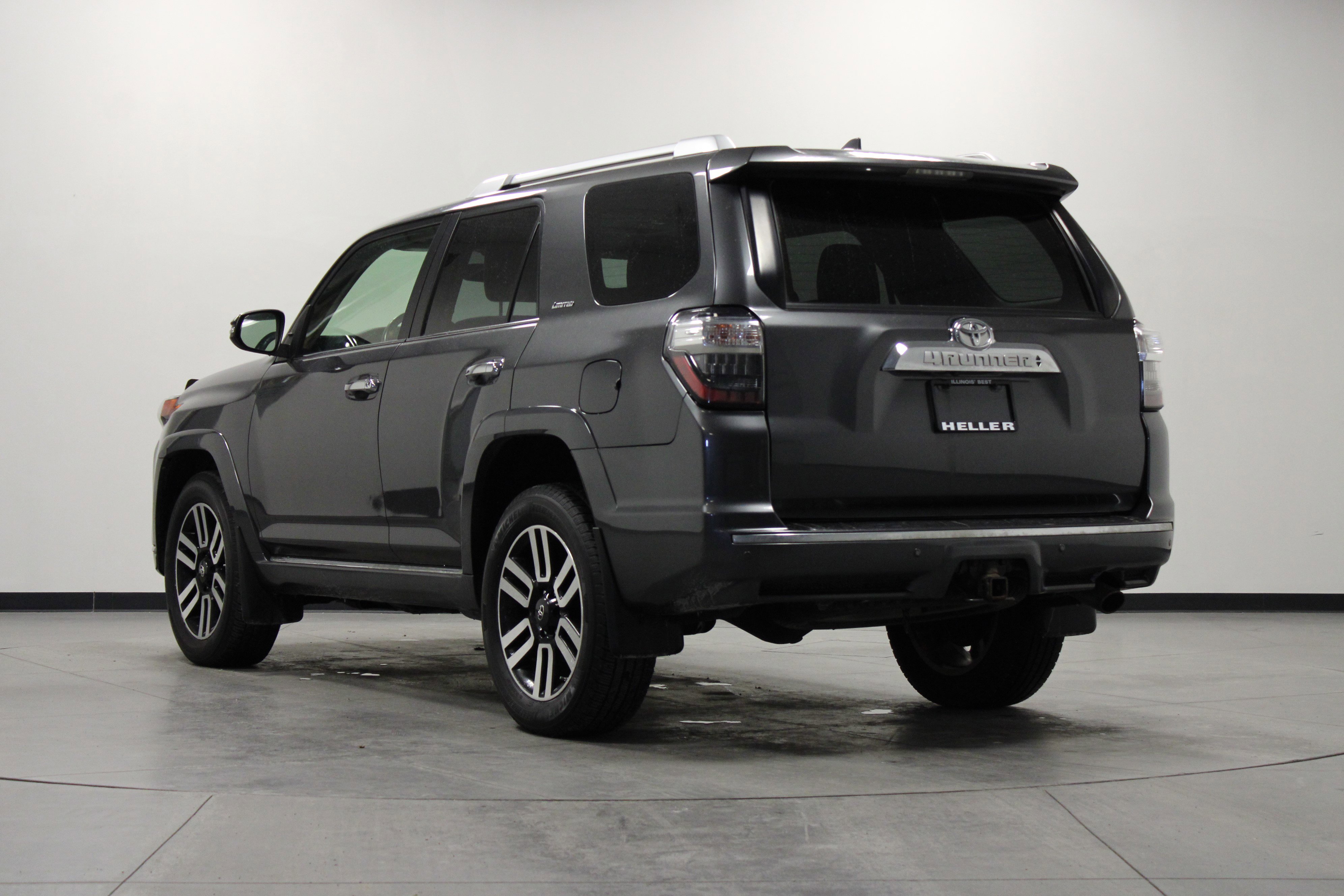 Used 2017 Toyota 4Runner Limited image 6