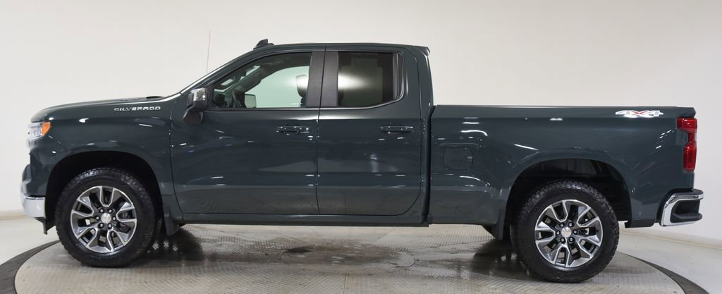 Used 2025 Chevrolet Silverado 1500 LT image 5