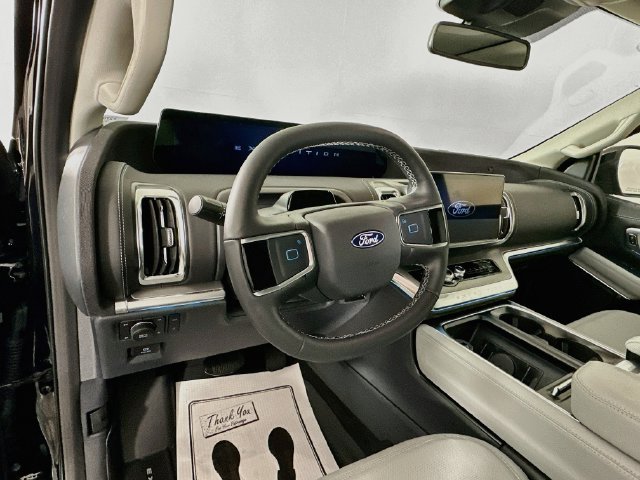 New 2027 Ford Expedition Platinum w/ Platinum Ultimate Package AWD/4WD image 16