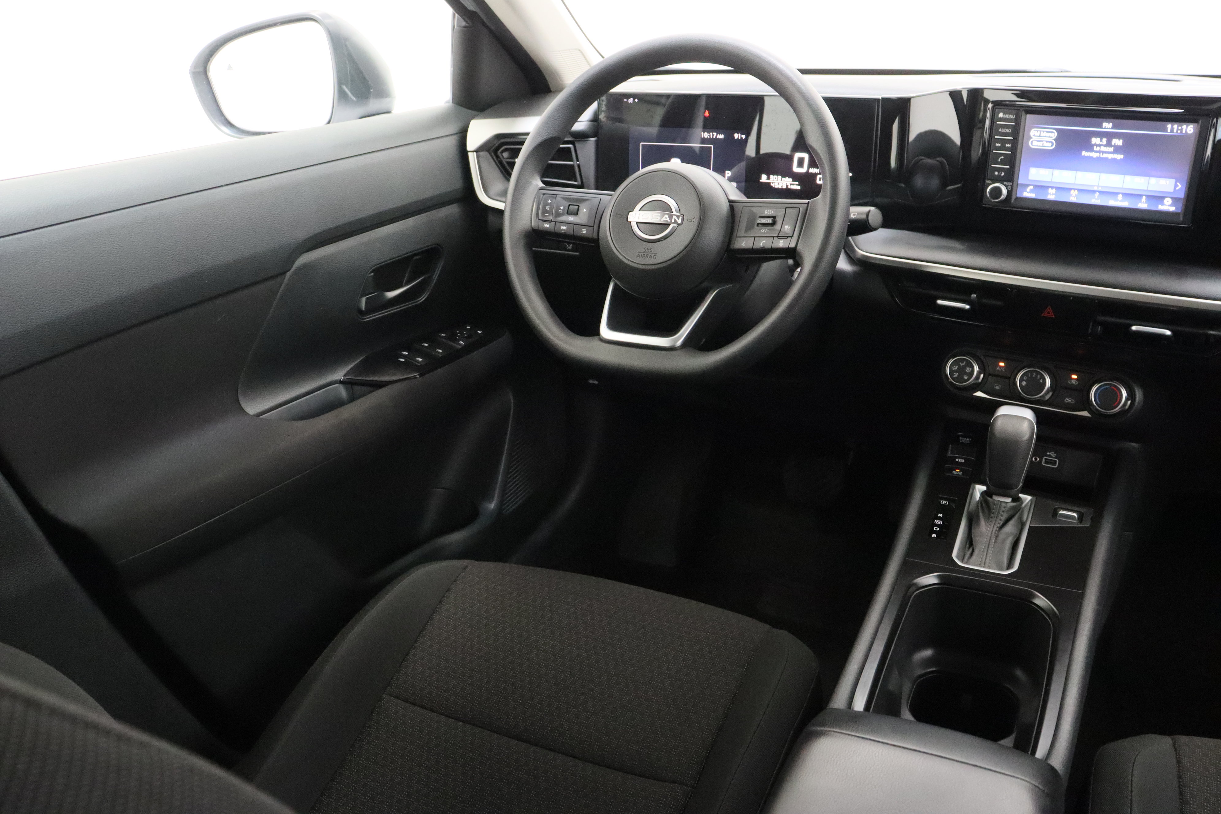 Used 2025 Nissan Kicks S FWD image 28