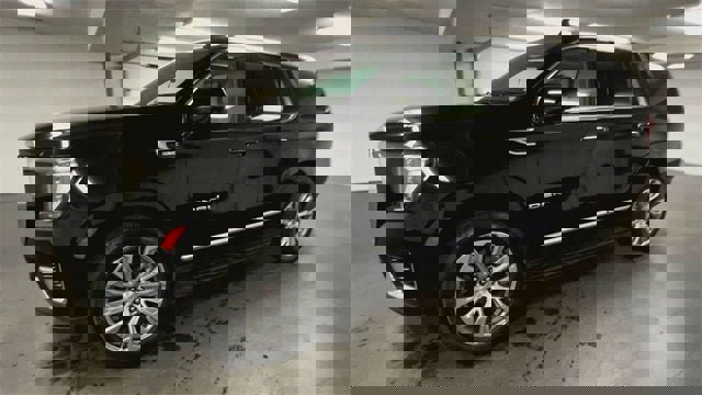 Certified 2021 GMC Yukon Denali image 4