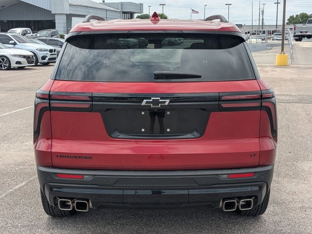 Used 2024 Chevrolet Traverse LT w/ Midnight/Sport Edition image 6