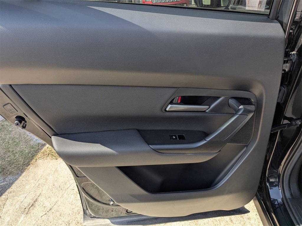 Used 2025 MAZDA CX-50 AWD 2.5 S w/ Premium Package image 25