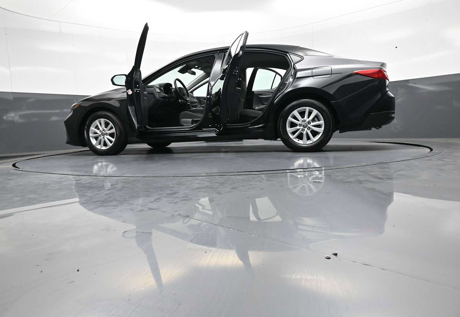 Used 2026 Toyota Camry LE FWD image 47