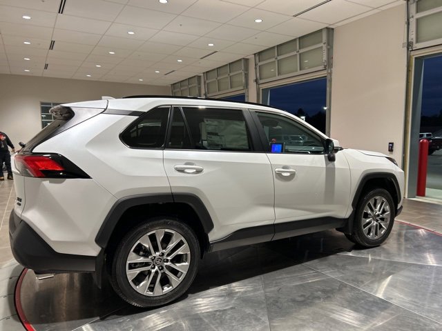 New 2025 Toyota RAV4 XLE Premium image 9