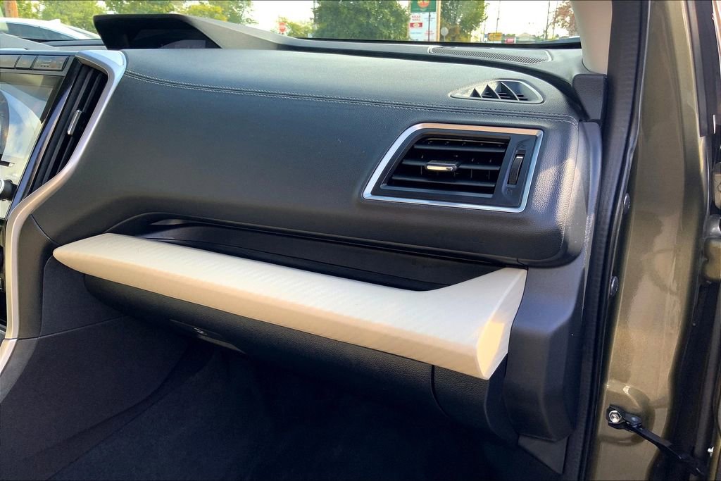 Certified 2022 Subaru Ascent Premium w/ Convenience Package image 17