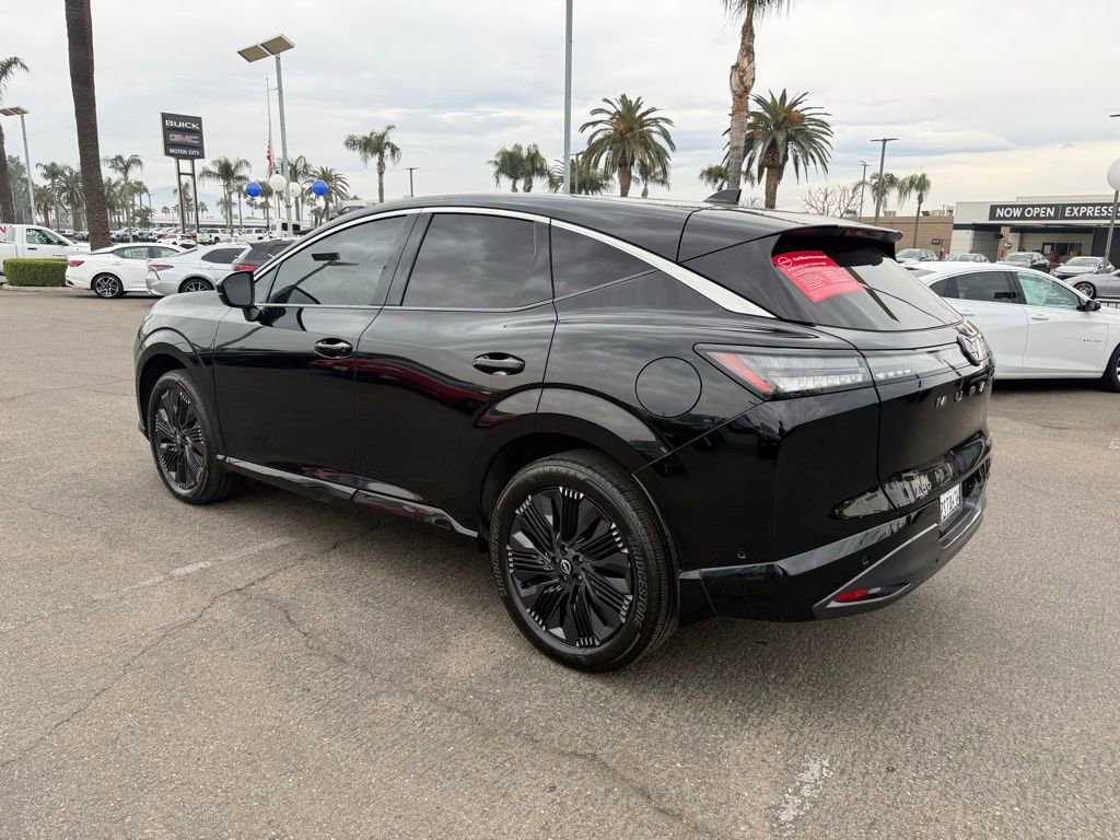 Certified 2025 Nissan Murano Platinum w/ Cargo Package image 4