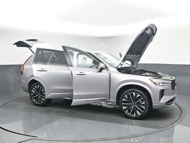 New 2026 Volvo XC90 B6 Plus w/ Protection Package Premier image 54