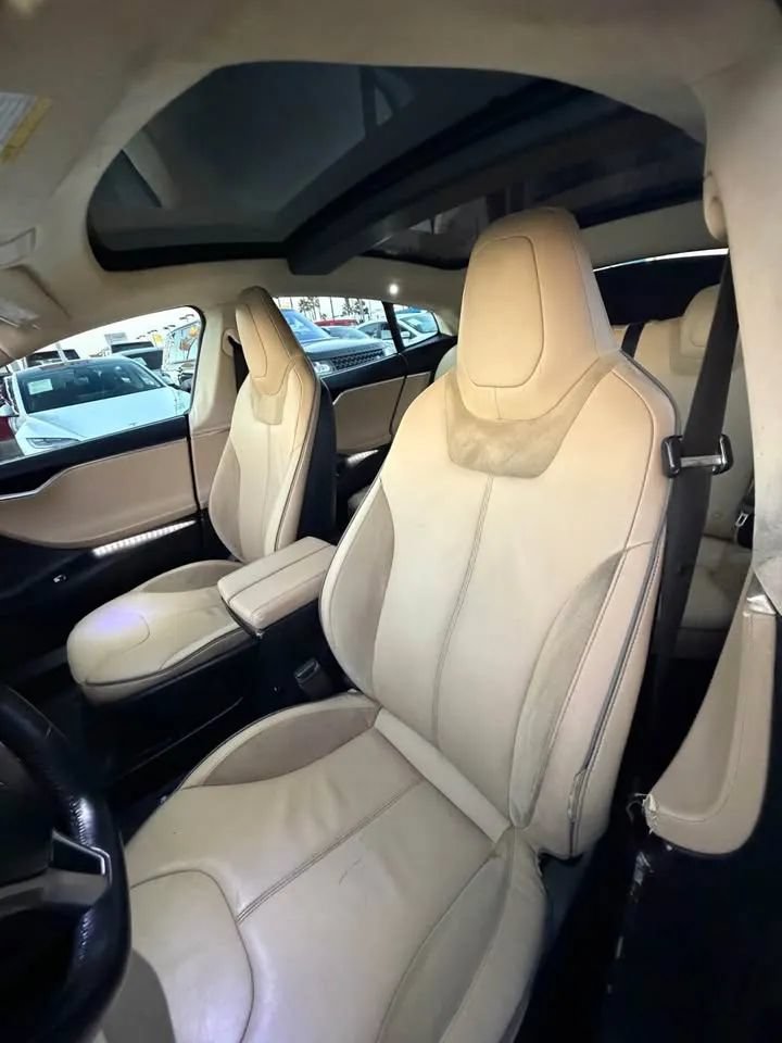 Used 2013 Tesla Model S Performance RWD image 7