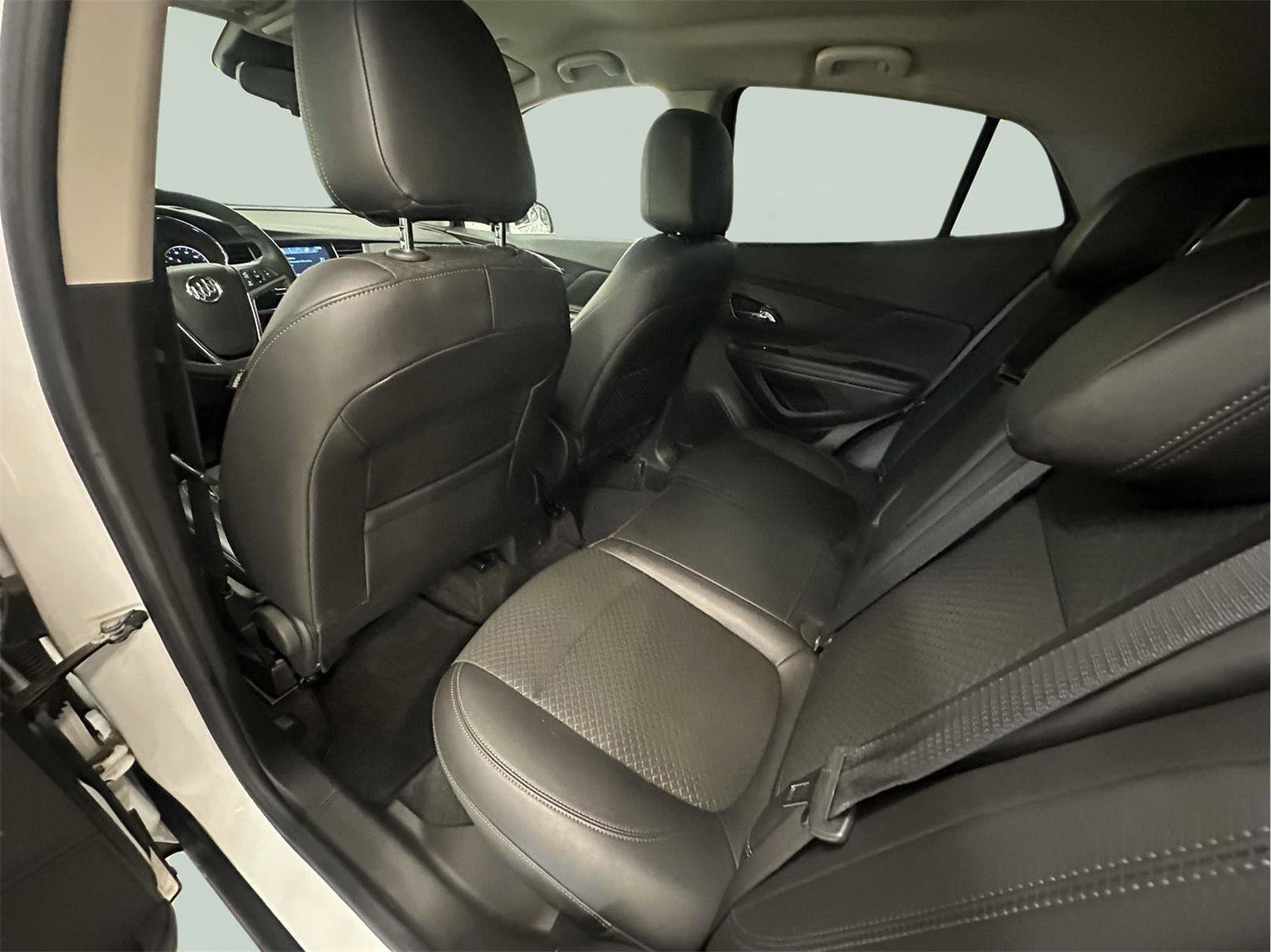 Used 2018 Buick Encore Preferred image 23