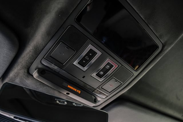 New 2026 Land Rover Defender 110 X AWD/4WD image 29