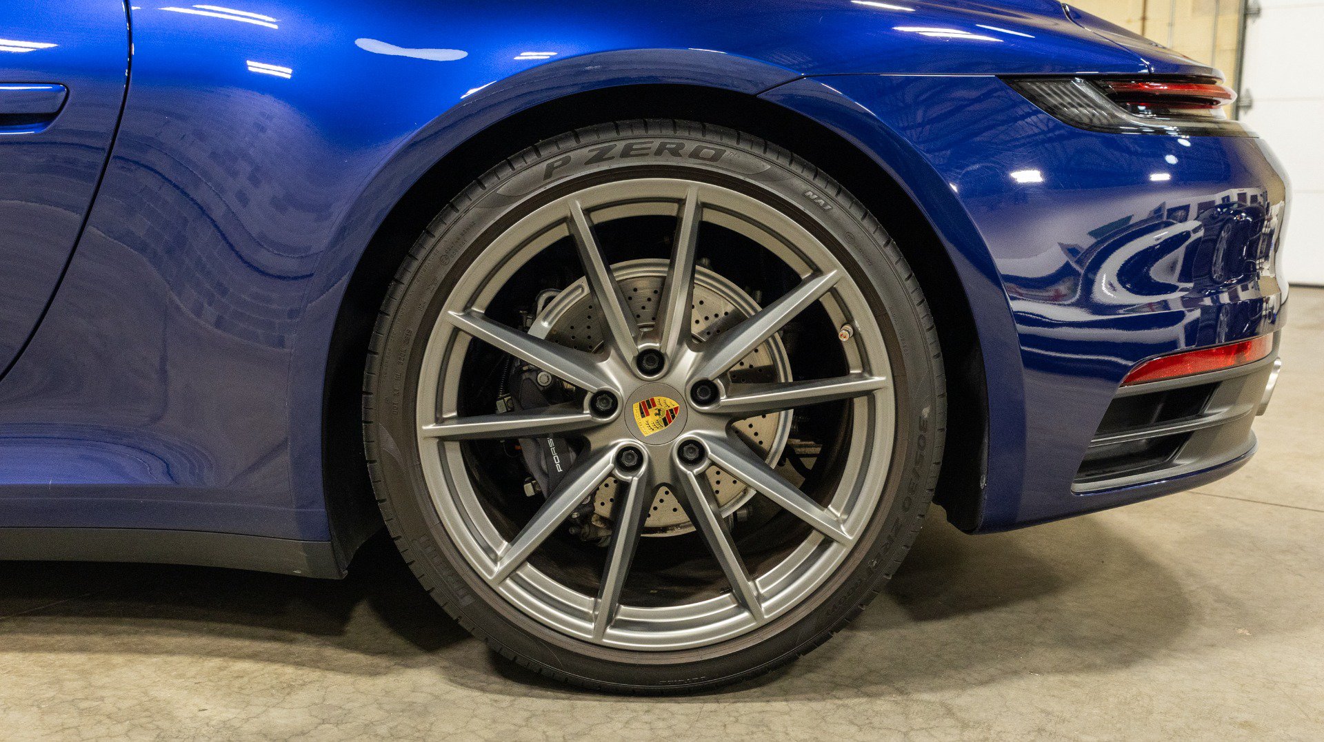 Used 2020 Porsche 911 Carrera w/ Premium Package RWD image 28