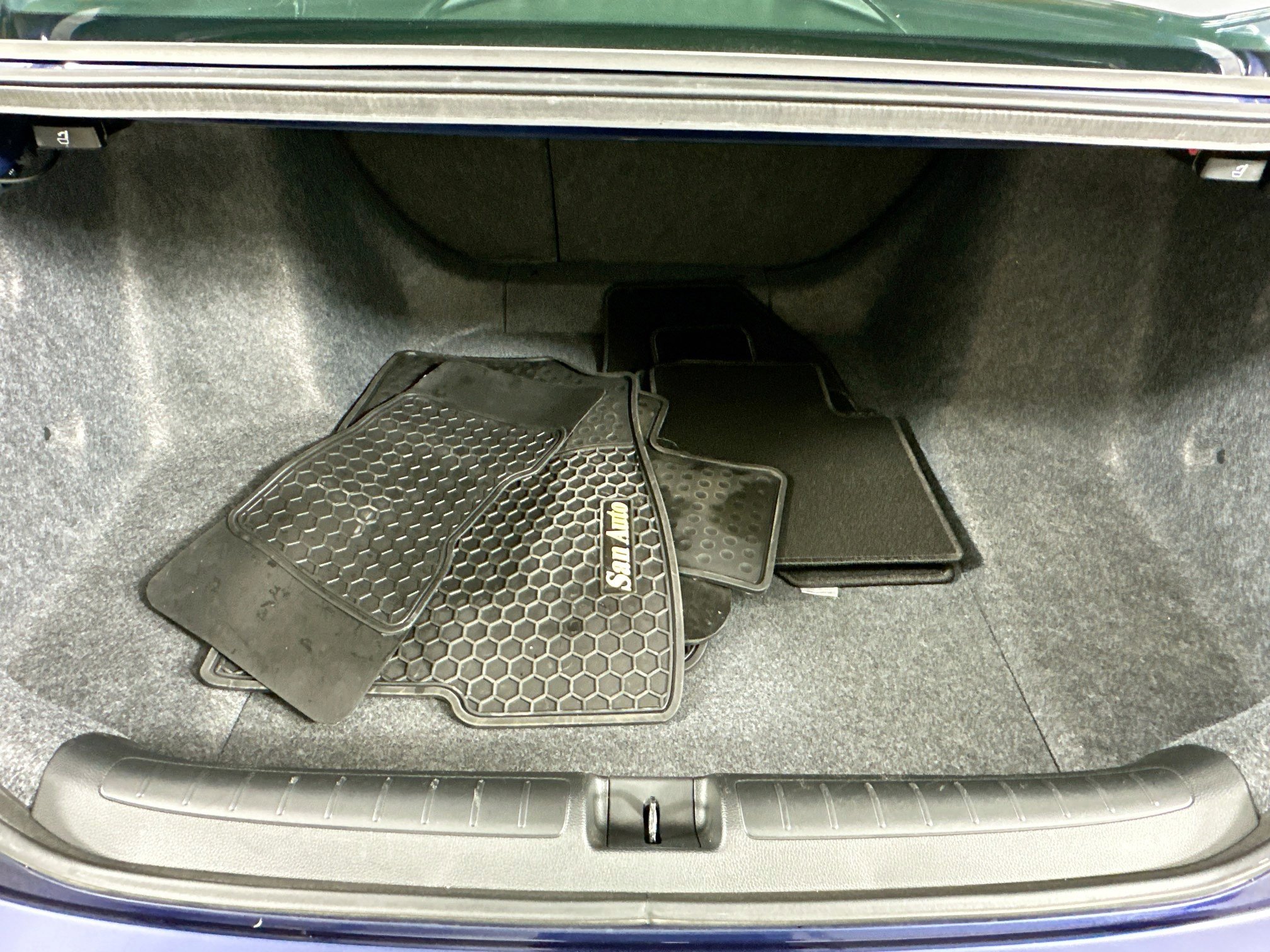 Used 2019 Honda Accord EX-L image 32