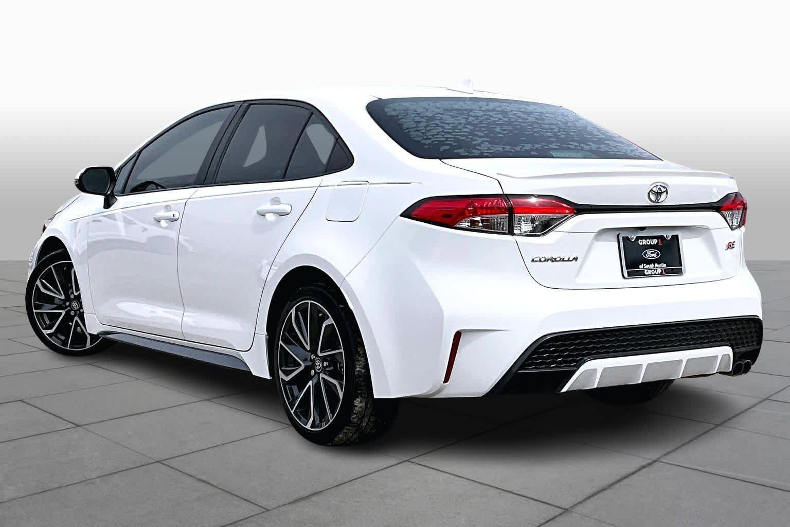 Used 2021 Toyota Corolla SE FWD image 12