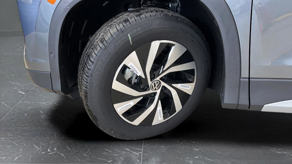 New 2026 Volkswagen Tiguan S FWD image 31