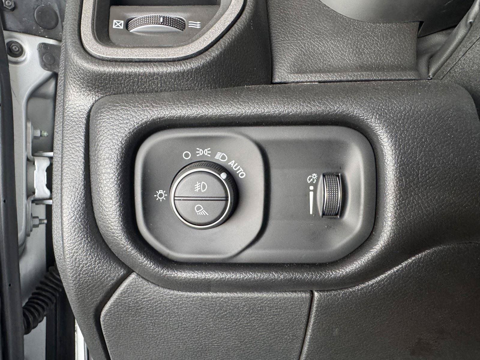 New 2026 RAM 3500 Tradesman AWD/4WD image 22