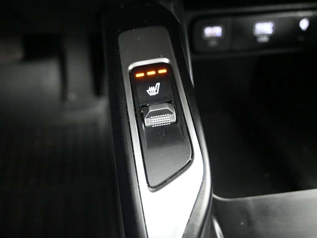 Certified 2023 Kia Sorento S image 23