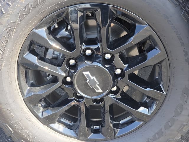 New 2026 Chevrolet Silverado 2500 Custom w/ Custom Value Package AWD/4WD image 8