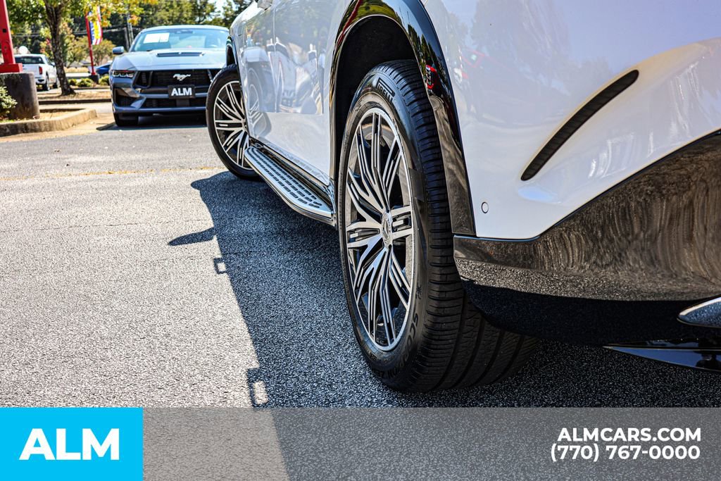 Used 2024 Mercedes-Benz EQS 450+ SUV image 18