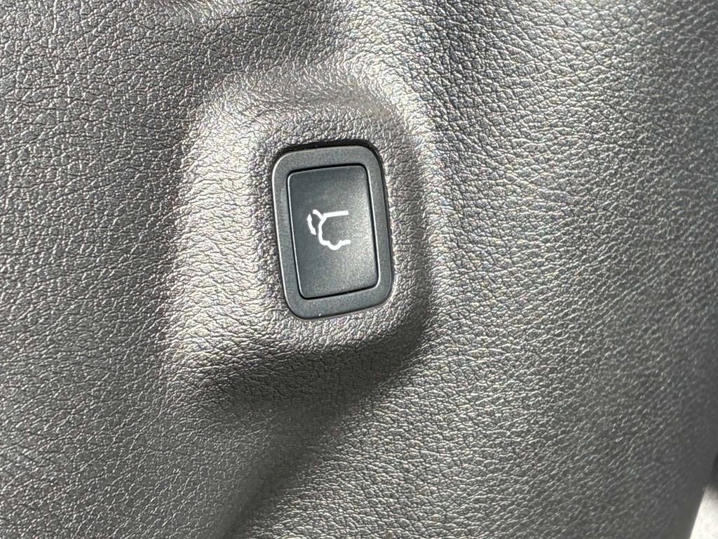 New 2026 Jeep Compass Limited image 5