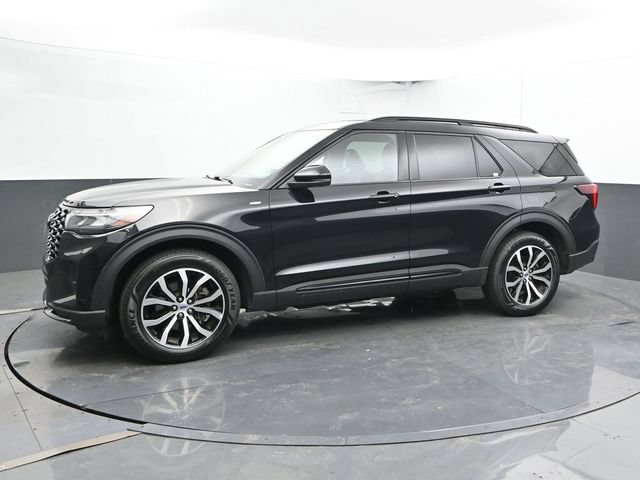 Used 2025 Ford Explorer ST-Line AWD/4WD image 8