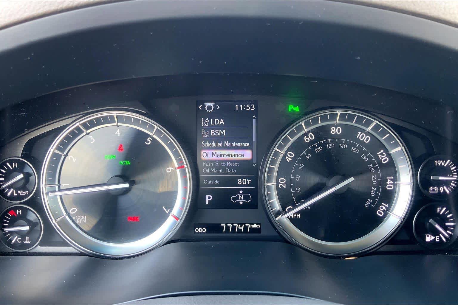 Used 2020 Lexus LX 570 4WD w/ Luxury Package image 25