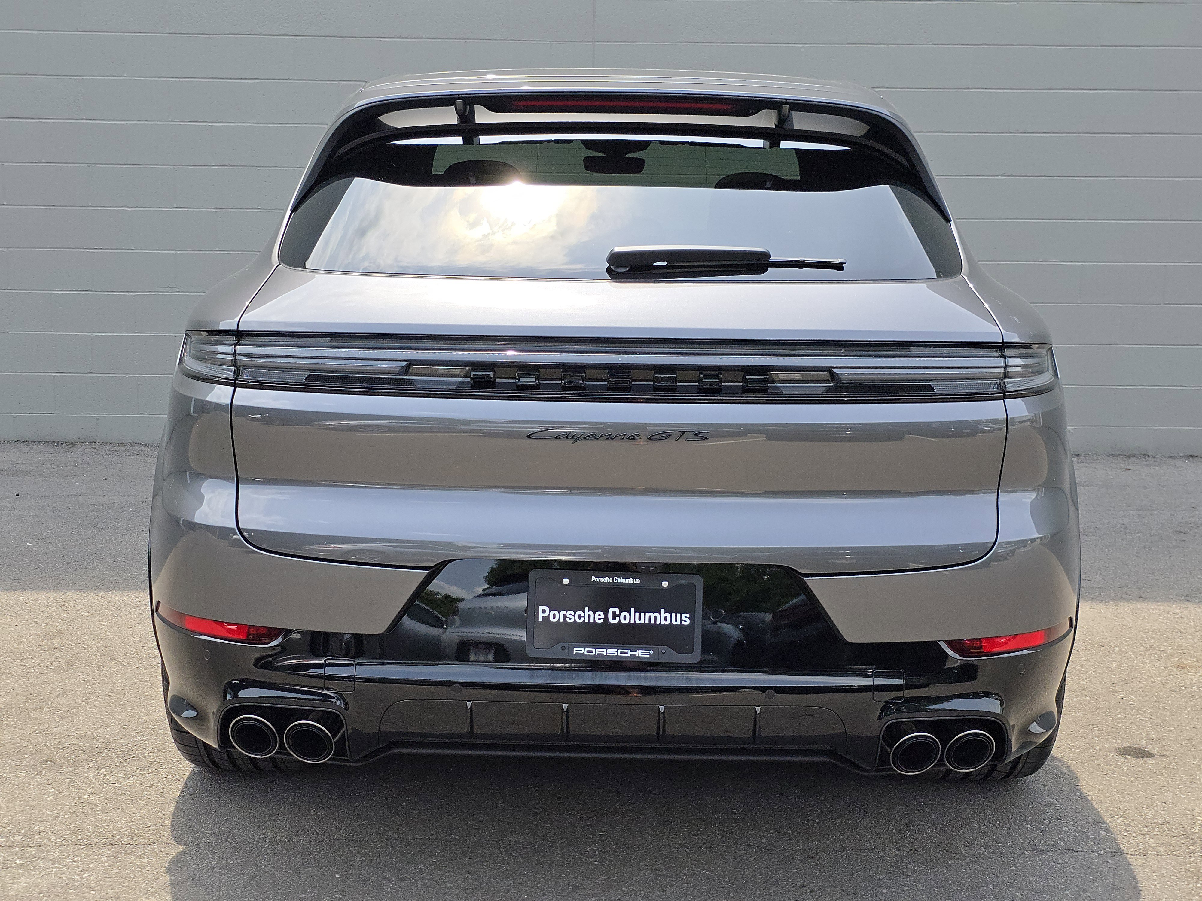 New 2025 Porsche Cayenne GTS image 8