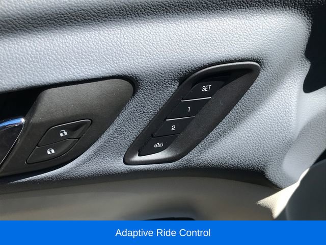 Used 2023 GMC Acadia Denali w/ Denali Ultimate Package image 8