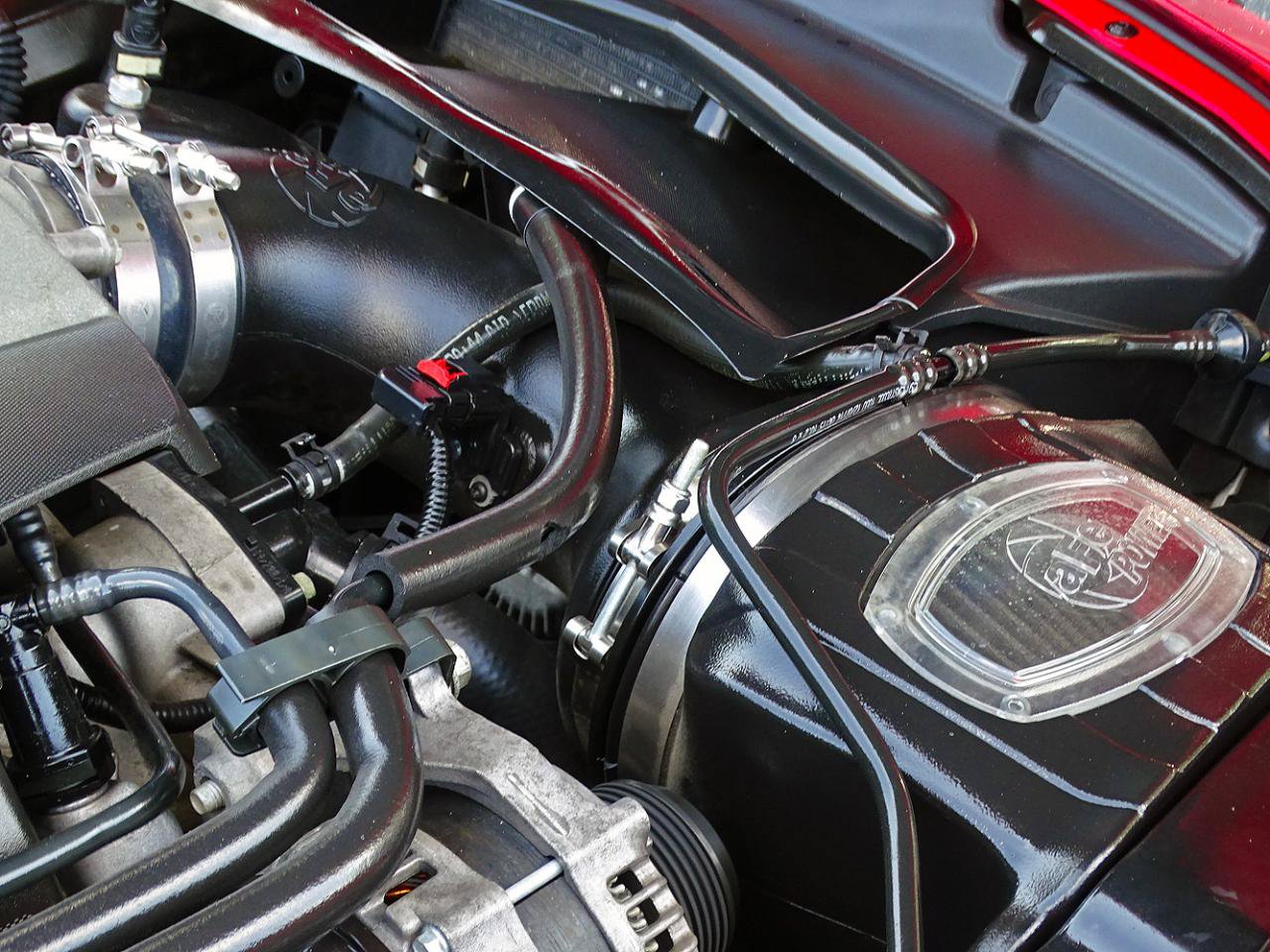 Used 2015 Chevrolet Corvette Stingray Coupe w/ Z51 3LT w/ 3LT Preferred Equipment Group RWD image 19