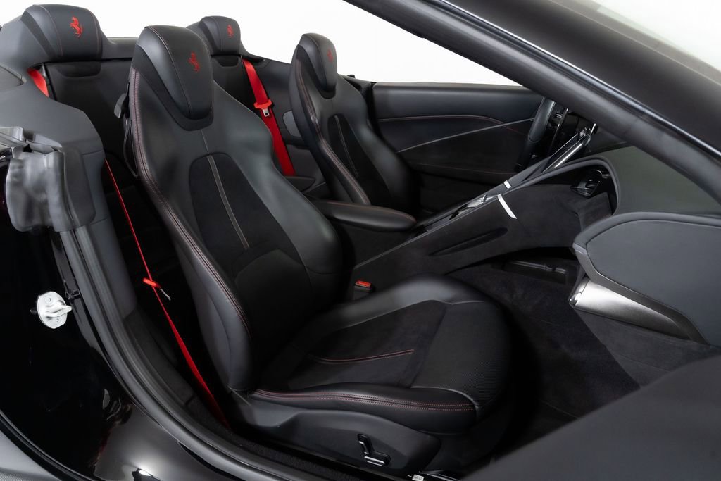 Used 2025 Ferrari Roma Spider image 42
