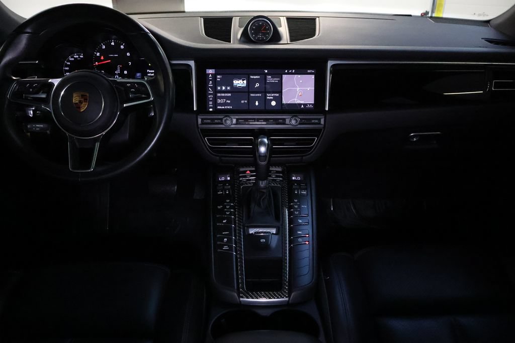 Used 2019 Porsche Macan AWD/4WD image 17