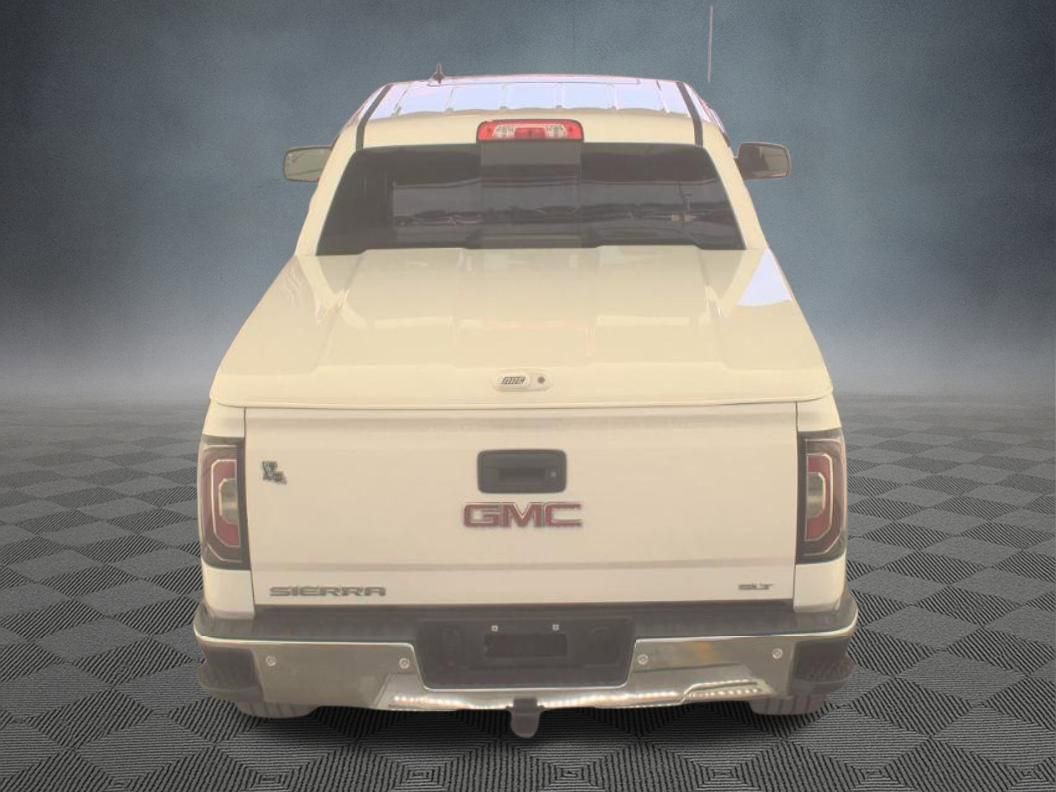 Used 2018 GMC Sierra 1500 SLT AWD/4WD image 4