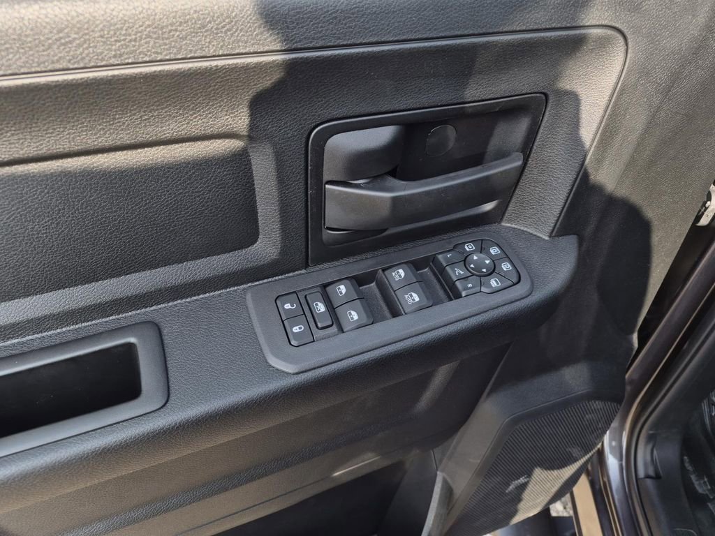 New 2026 RAM 3500 Tradesman image 10