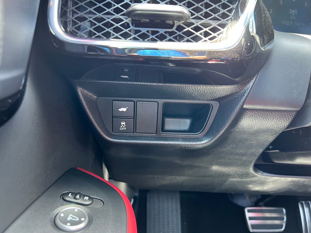 Certified 2025 Acura ADX A-Spec image 16