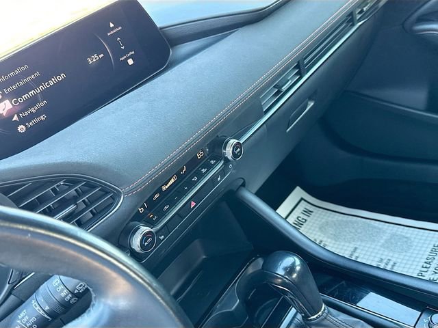 Used 2024 MAZDA MAZDA3 s image 27