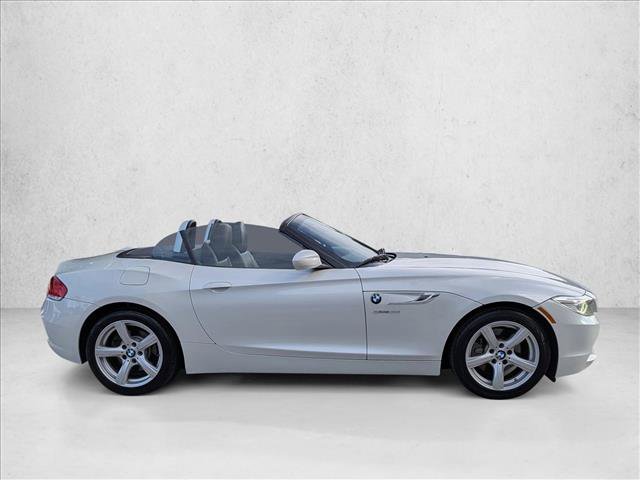 Used 2014 BMW Z4 sDrive28i image 4