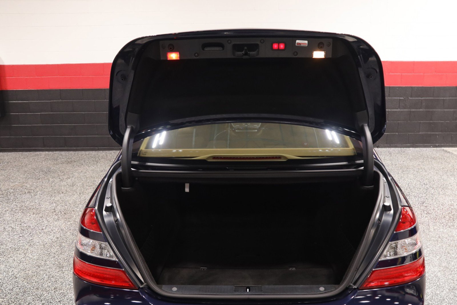 Used 2007 Mercedes-Benz S 550 4MATIC image 31