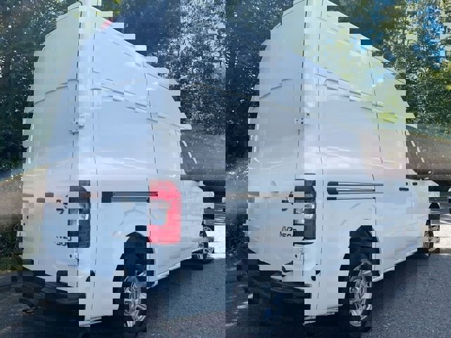 Used 2019 Nissan NV 2500 SV image 23